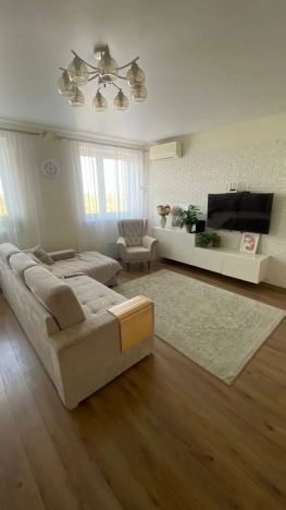 Купить трехкомнатную квартиру на улице Ленинский проспект в Москве. Вариант № 9696039, 0, площадь -  квм, цена 14990000 рублей