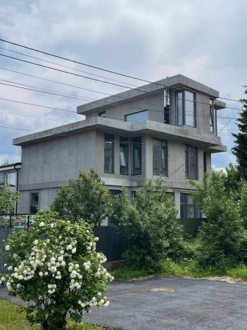 Купить дом в Москве. Вариант № 9165616, 1, площадь -  квм, цена 77000000 рублей