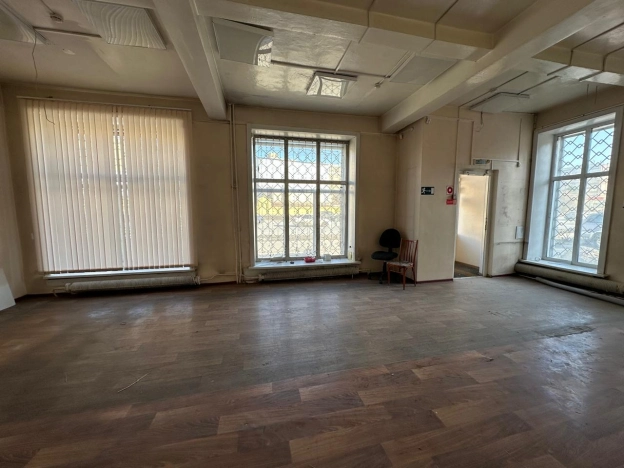 Снять коммерческую недвижимость в Новосибирске. Вариант № 8148693, 4, площадь -  квм, цена 143000 рублей