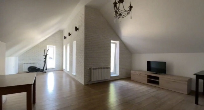 Купить дом в Санкт-Петербурге. Вариант № 7855523, 11, площадь -  квм, цена 28000000 рублей