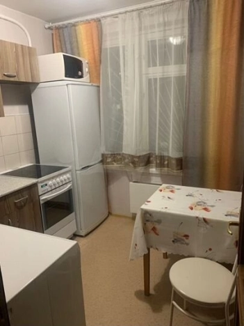 Купить квартиру в Москве. Вариант № 10414089, 4, площадь -  квм, цена 8000000 рублей