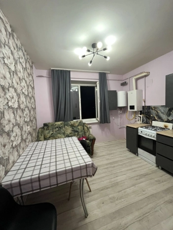 Купить однокомнатную квартиру на улице Обсерваторная в Ростовской области. Вариант № 3065332, 4, площадь -  квм, цена 4500000 рублей