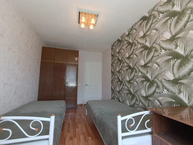 Купить трехкомнатную квартиру в Смоленской области. Вариант № 60817, 7, площадь -  квм, цена 7800000 рублей