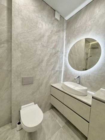 Купить квартиру в Москве. Вариант № 10434894, 4, площадь -  квм, цена 21000000 рублей