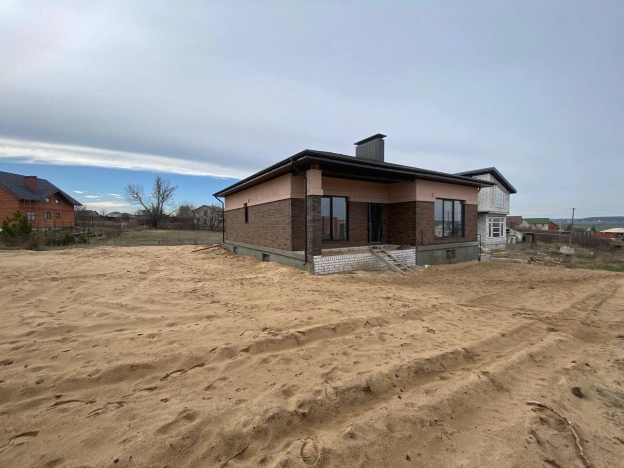 Купить дом в Воронеже. Вариант № 6607, 4, площадь -  квм, цена 11000000 рублей