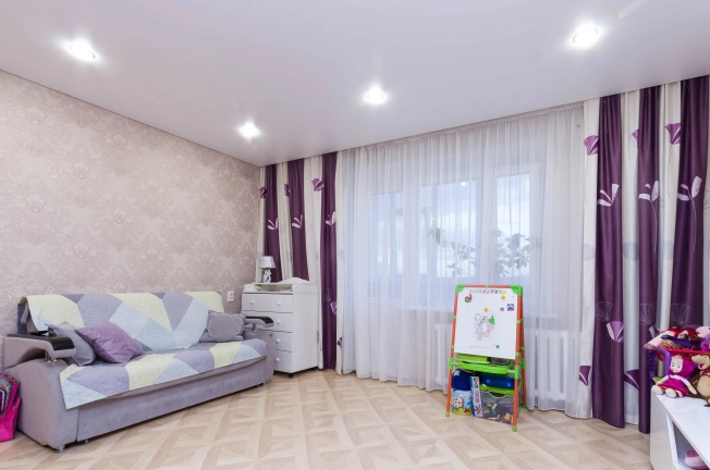 Купить квартиру в Тобольске. Вариант № 2120823, 2, площадь -  квм, цена 4300000 рублей