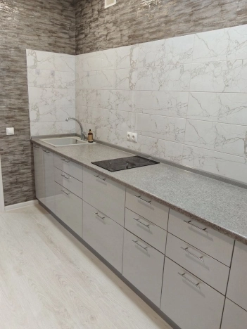 Купить квартиру на улице Нижняя Дуброва в Владимире. Вариант № 8324969, 3, площадь -  квм, цена 5550000 рублей