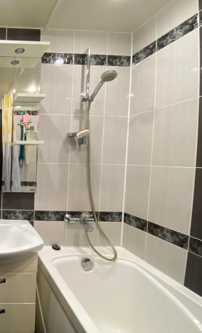 Купить двухкомнатную квартиру на улице Молодёжная в Пензенской области. Вариант № 24221, 8, площадь - квм, цена 1550000 рублей