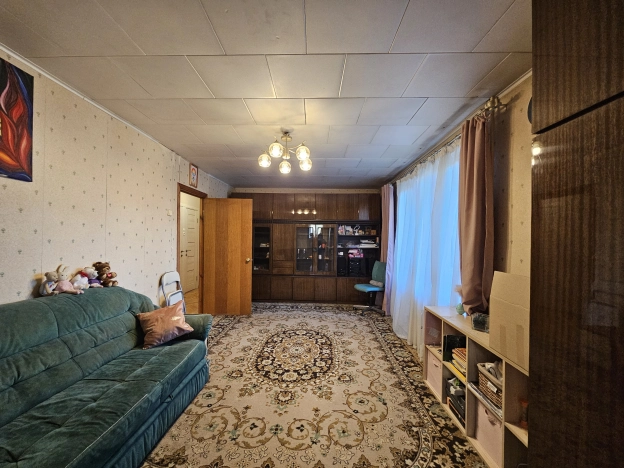 Купить трехкомнатную квартиру в Пушкине. Вариант № 6156804, 7, площадь -  квм, цена 9300000 рублей