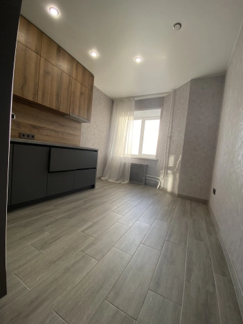 Купить однокомнатную квартиру на улице Серафимовича в Новосибирске. Вариант № 6074966, 19, площадь -  квм, цена 7200000 рублей