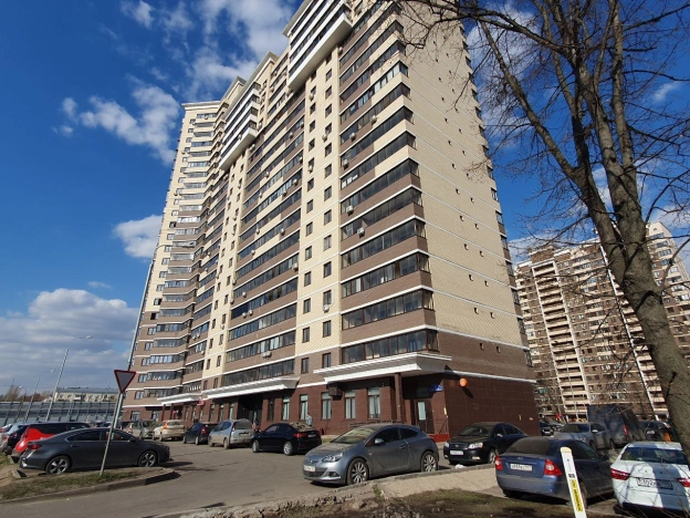 Купить трехкомнатную квартиру на вторичке в Балашихе. Вариант № 4560, 21, площадь -  квм, цена 14750000 рублей