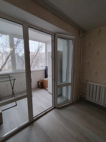 Купить трехкомнатную квартиру на вторичке в Микрорайоне 8-й, Элиста в Элисте. Вариант № 38712, 11, площадь -  квм, цена 6200000 рублей