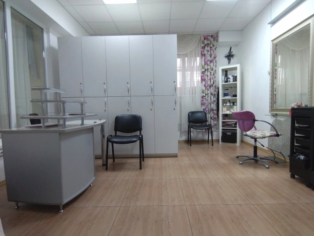 Снять коммерческую недвижимость в Ростове-на-Дону. Вариант № 32228, 2, площадь -  квм, цена 65000 рублей