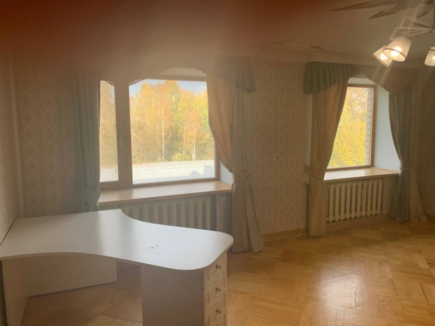 Купить четырехкомнатную квартиру в Вологде. Вариант № 3445, 22, площадь -  квм, цена 19700000 рублей