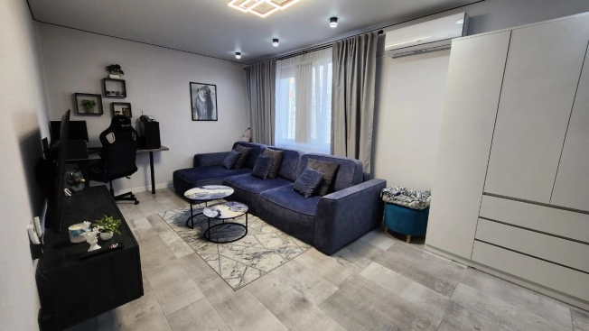 Купить двухкомнатную квартиру на улице 20-летия Октября в Воронеже. Вариант № 9279421, 0, площадь -  квм, цена 5800000 рублей