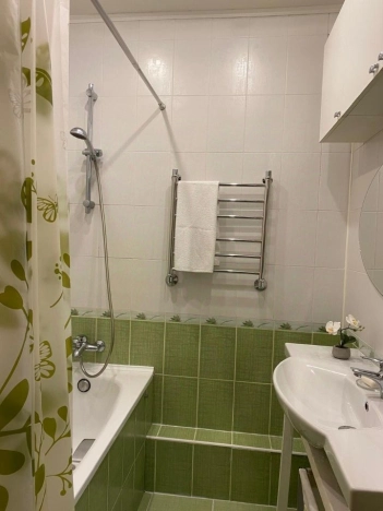 Купить однокомнатную квартиру в районе Московский в Санкт-Петербурге. Вариант № 9007188, 17, площадь -  квм, цена 12300000 рублей