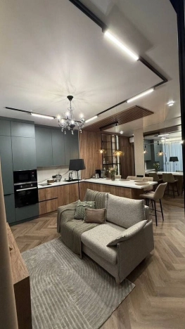 Купить квартиру в Москве. Вариант № 10622640, 19, площадь -  квм, цена 50000000 рублей