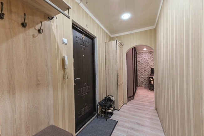 Купить двухкомнатную квартиру в Ростовской области. Вариант № 8839650, 7, площадь -  квм, цена 6250000 рублей