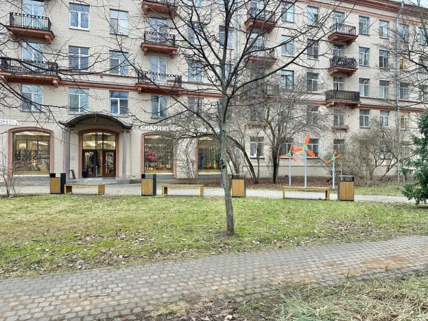 Купить однокомнатную квартиру в Санкт-Петербурге. Вариант № 9938003, 28, площадь -  квм, цена 8990000 рублей