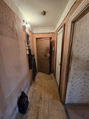 Купить трехкомнатную квартиру в Ярославской области. Вариант № 14962, 12, площадь -  квм, цена 3400000 рублей