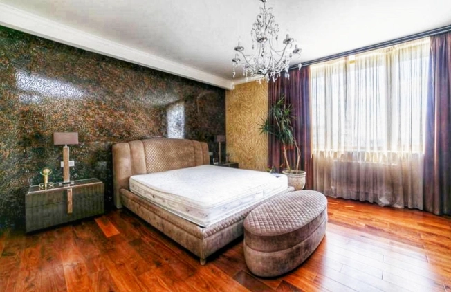 Купить квартиру в Москве. Вариант № 10431982, 0, площадь -  квм, цена 69900000 рублей