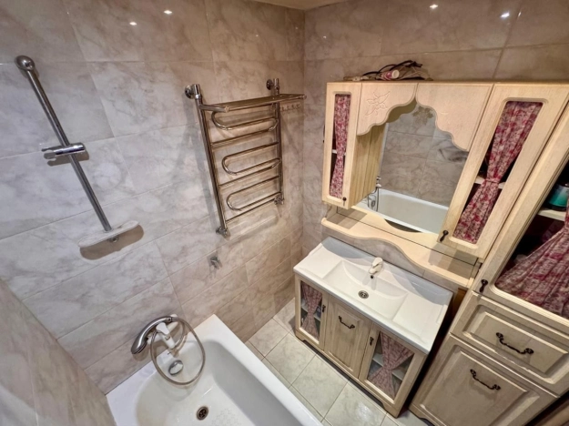 Купить квартиру в Москве. Вариант № 8038120, 9, площадь - квм, цена 14990000 рублей