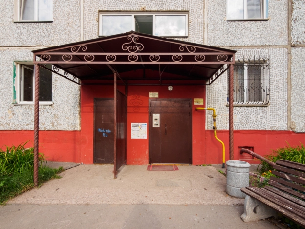 Купить трехкомнатную квартиру в Омске. Вариант № 5329237, 19, площадь -  квм, цена 5200000 рублей