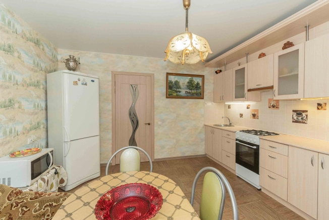 Купить двухкомнатную квартиру на улице Пожарского в Суздале. Вариант № 10038168, 4, площадь -  квм, цена 12500000 рублей