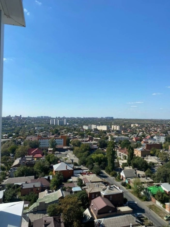 Купить однокомнатную квартиру в Ростовской области. Вариант № 7646296, 11, площадь -  квм, цена 5530000 рублей