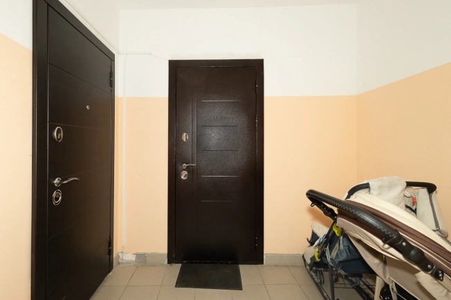 Купить квартиру на улице Плющихинская в Новосибирске. Вариант № 10689, 18, площадь -  квм, цена 5640000 рублей