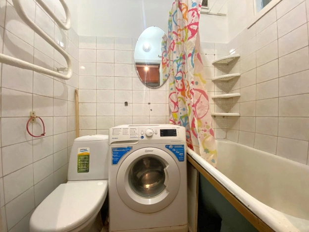 Купить однокомнатную квартиру в Калужской области. Вариант № 10218578, 7, площадь -  квм, цена 1990000 рублей