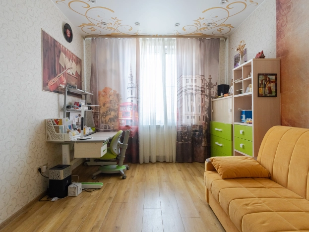 Купить трехкомнатную квартиру в Санкт-Петербурге. Вариант № 1980771, 27, площадь -  квм, цена 18900000 рублей