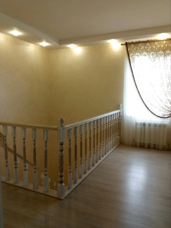 . Вариант № 2352539, 26, площадь - 265 квм, цена 14700000 рублей