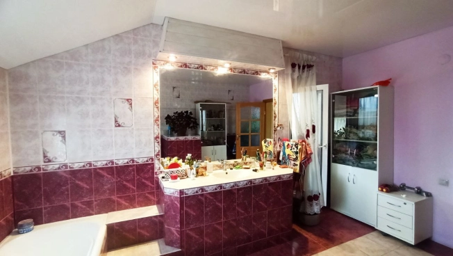 Купить дом на улице Везельская в Белгороде. Вариант № 6913703, 27, площадь -  квм, цена 20000000 рублей