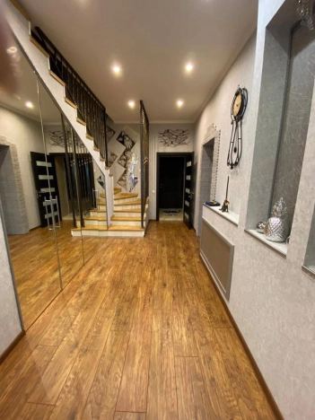 Купить дом в районе Пролетарский в Ростове-на-Дону. Вариант № 529775, 11, площадь -  квм, цена 22900000 рублей