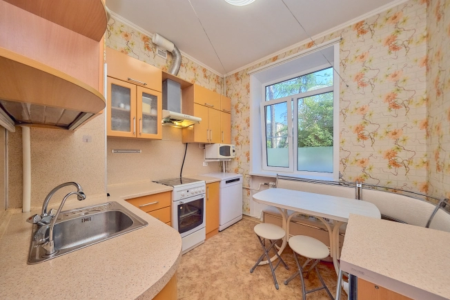 Купить трехкомнатную квартиру на вторичке в Рязани. Вариант № 3218429, 0, площадь -  квм, цена 3550000 рублей