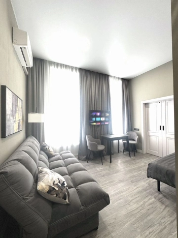 Купить однокомнатную квартиру в районе Кировский в Ростове-на-Дону. Вариант № 3474101, 4, площадь -  квм, цена 7200000 рублей