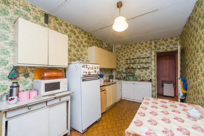 Купить четырехкомнатную квартиру в Рязани. Вариант № 8618793, 5, площадь -  квм, цена 6100000 рублей