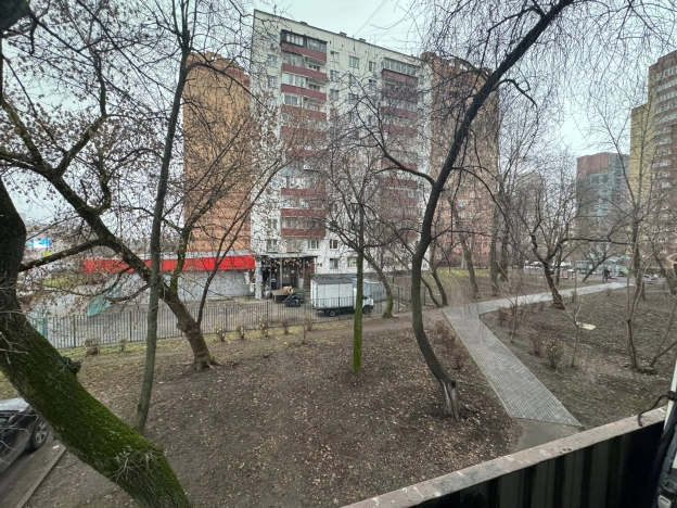 Купить квартиру в Москве. Вариант № 9976240, 4, площадь -  квм, цена 17800000 рублей