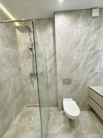 Купить квартиру в Москве. Вариант № 10434894, 5, площадь -  квм, цена 21000000 рублей