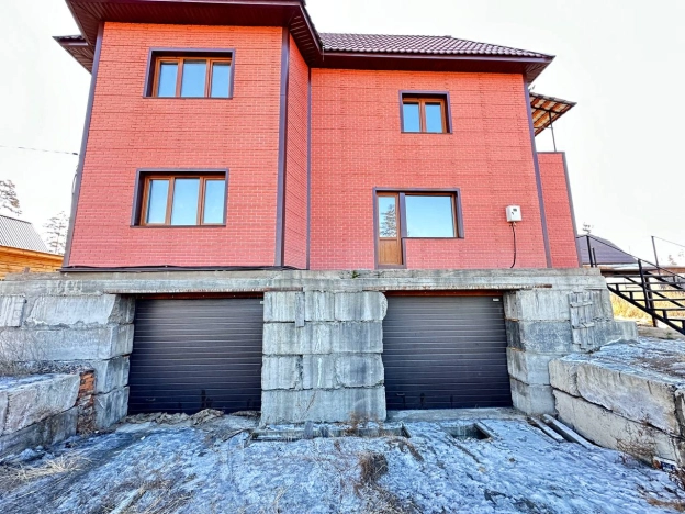 Купить дом на улице Белокаменная в Улан-Удэ. Вариант № 5639, 25, площадь -  квм, цена 9500000 рублей