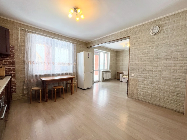 Купить дом в Москве. Вариант № 1027855, 8, площадь -  квм, цена 7700000.0000 рублей
