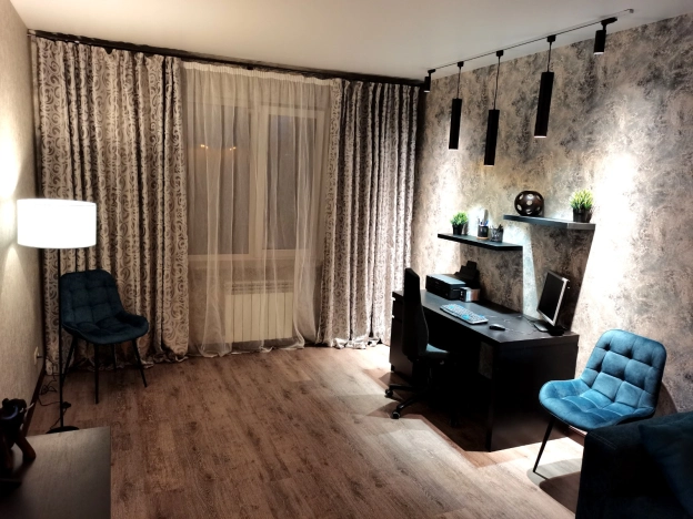 Купить четырехкомнатную квартиру в районе Октябрьский в Новосибирске. Вариант № 6334, 19, площадь -  квм, цена 17500000 рублей