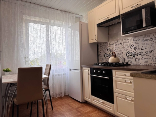 Купить однокомнатную квартиру на улице Полевая в Калужской области. Вариант № 238357, 2, площадь -  квм, цена 2299000 рублей