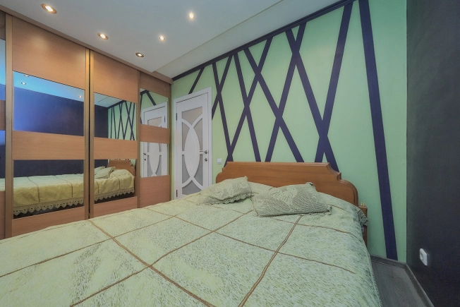 Купить трехкомнатную квартиру на улице Введенская в Рязани. Вариант № 10575075, 16, площадь - квм, цена 7700000 рублей