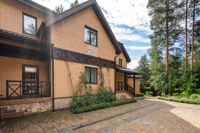 Купить дом на улице Колтушское шоссе в Всеволожске. Вариант № 297517, 14, площадь -  квм, цена 178000000 рублей