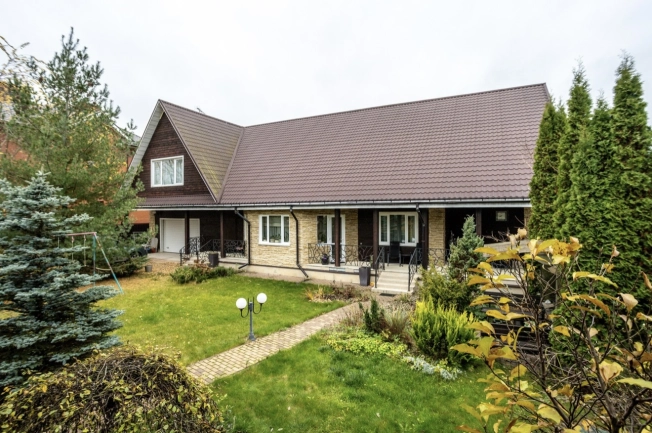 Купить дом в Москве. Вариант № 9156601, 0, площадь - квм, цена 45000000 рублей