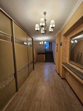 Купить дом на улице Георгия Маляревского в Тобольске. Вариант № 5111286, 15, площадь -  квм, цена 15400000 рублей