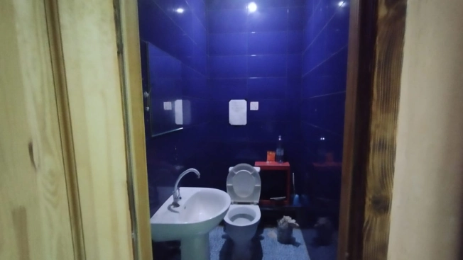 Купить коммерческую недвижимость в Омске. Вариант № 5251820, 11, площадь -  квм, цена 12000000 рублей