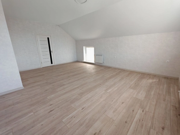 . Вариант № 8780263, 28, площадь - 200 квм, цена 11999000 рублей